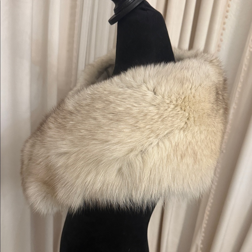SAGA FOX BLUE FOX FUR WRAP SHAWL COLLAR